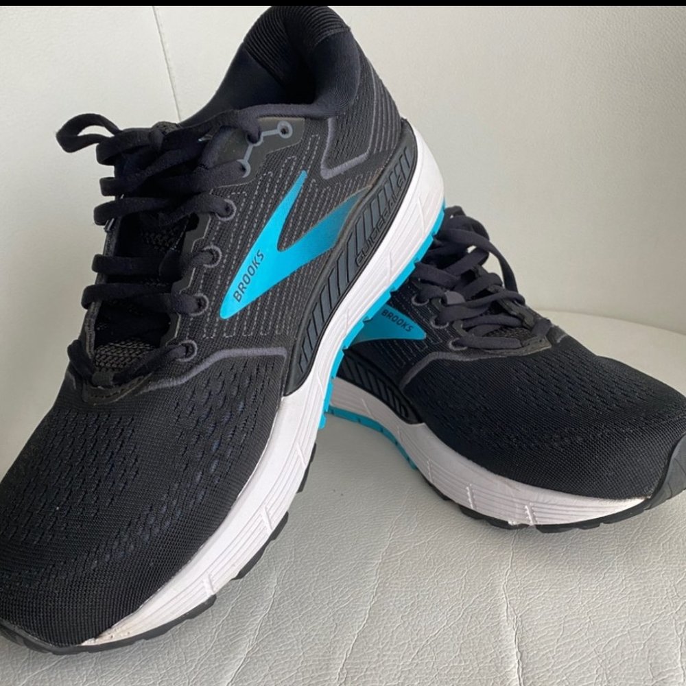 Brooks Ariel 20 Women Running Shoes